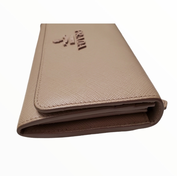 ‼️SOLD‼️PRADA LONG WALLET SAFFIANO SHINE LEATHER - Picture 5 of 14
